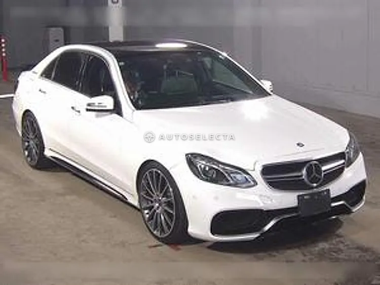 Mercedes-Benz E-Class 2013, photo 1 of 1