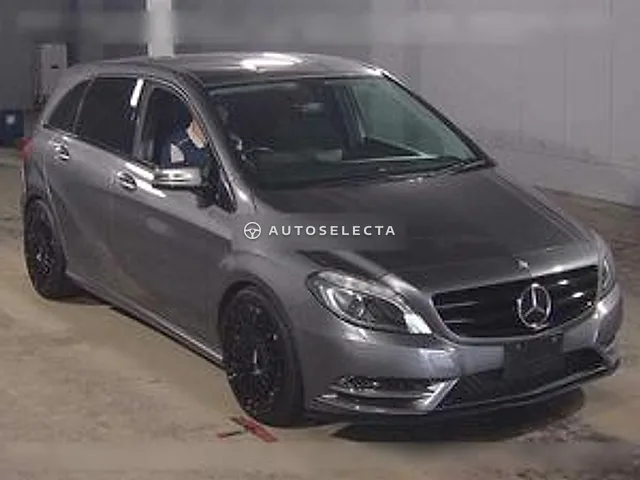Mercedes-Benz B-Class 2013, auction grade 4.5
