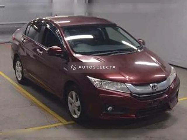 Honda Grace 2015, auction grade 3