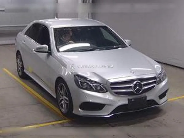 Mercedes-Benz E-Class 2015, auction grade 4.5