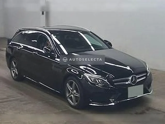 Mercedes-Benz C-Class Station Wagon 2015, auction grade 4