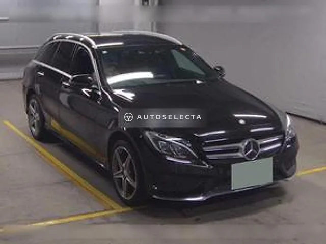 Mercedes-Benz C-Class Station Wagon 2015, auction grade 4