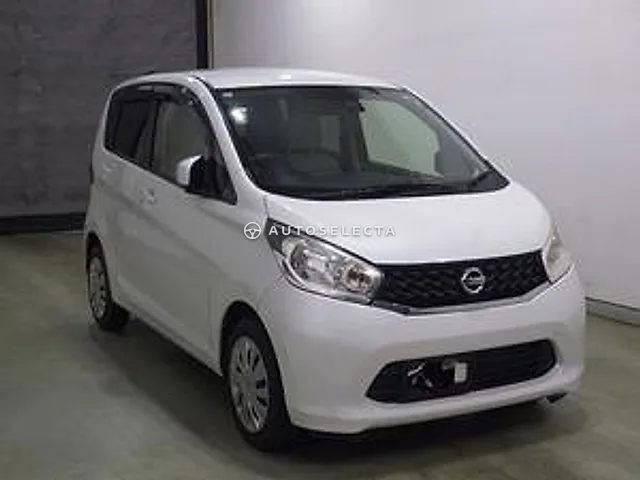 Nissan Dayz 2015, auction grade 3.5