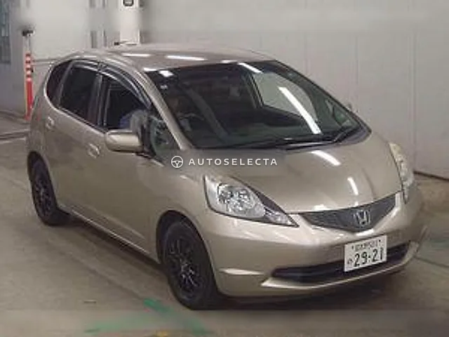 Honda Fit 2010, auction grade 3.5