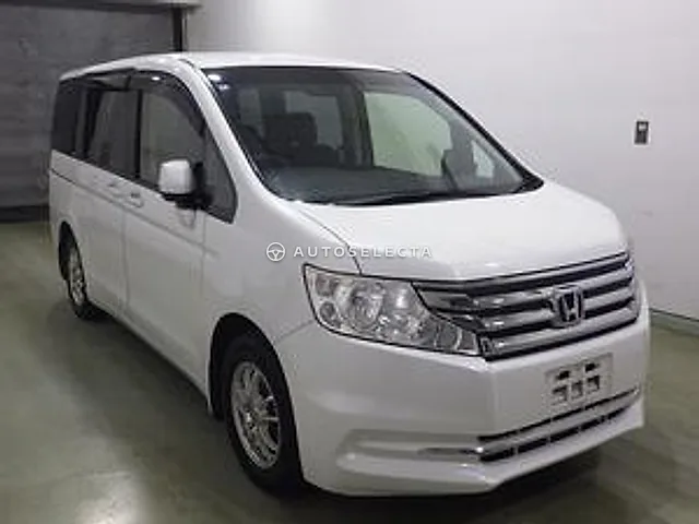 Honda Stepwgn 2014, auction grade 3