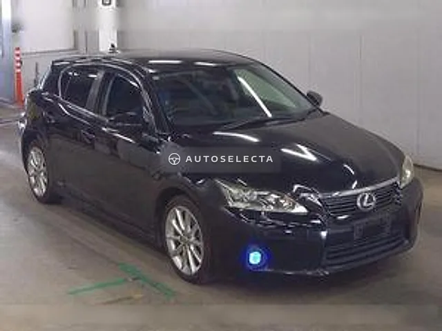 Lexus CT 2011, auction grade 3.5