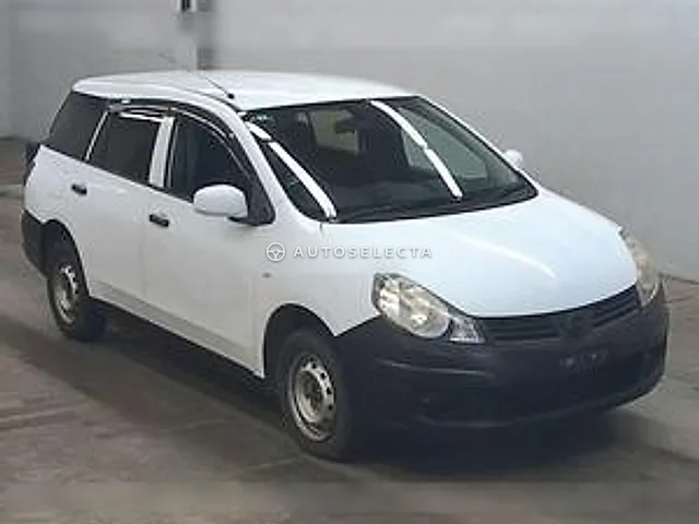 Nissan AD 2015