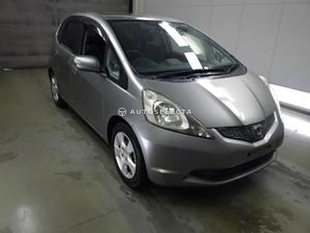 Honda Fit 2010, auction grade 3.5
