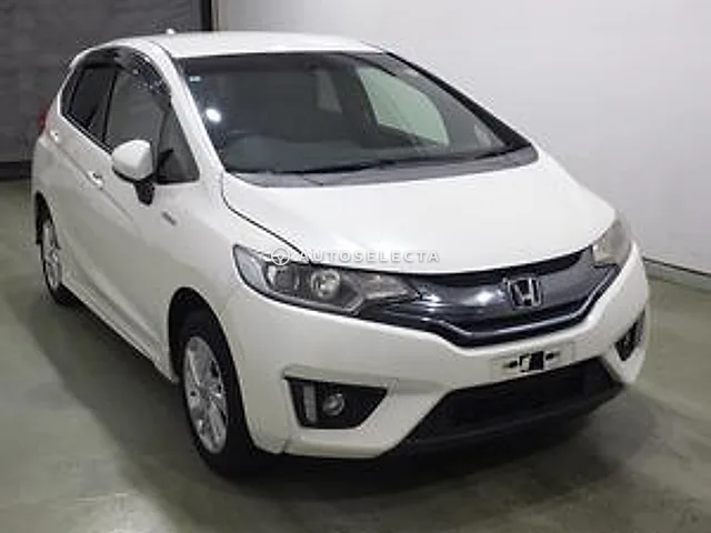 Honda Fit 2014, auction grade 3.5