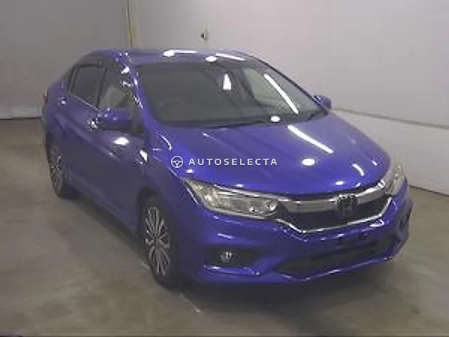Honda Grace 2017, auction grade R