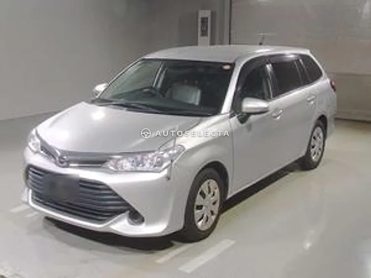 Toyota Corolla Fielder 2017, photo 1 of 1