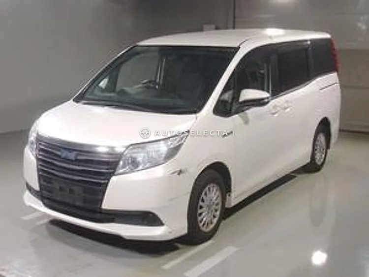 Toyota Noah 2016, photo 1 of 1