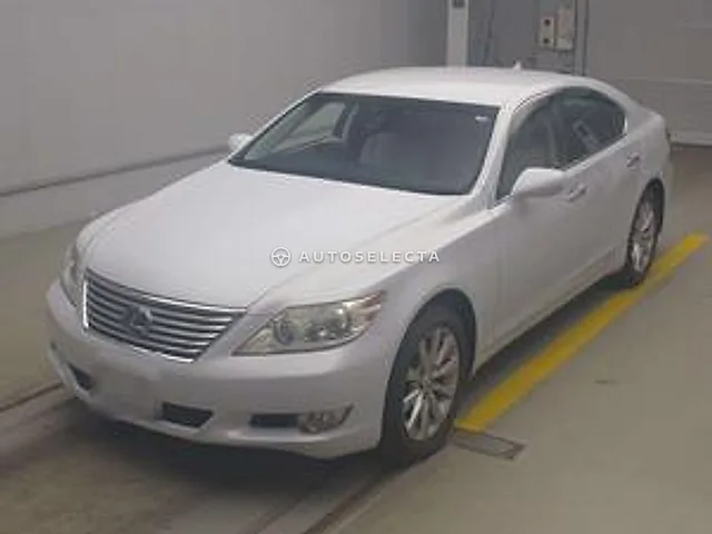 Lexus LS 2011, auction grade 3.5