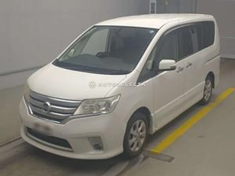 Nissan Serena 2012, photo 1 of 2