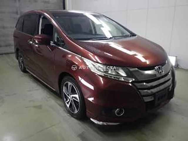 Honda Odyssey 2014, auction grade R