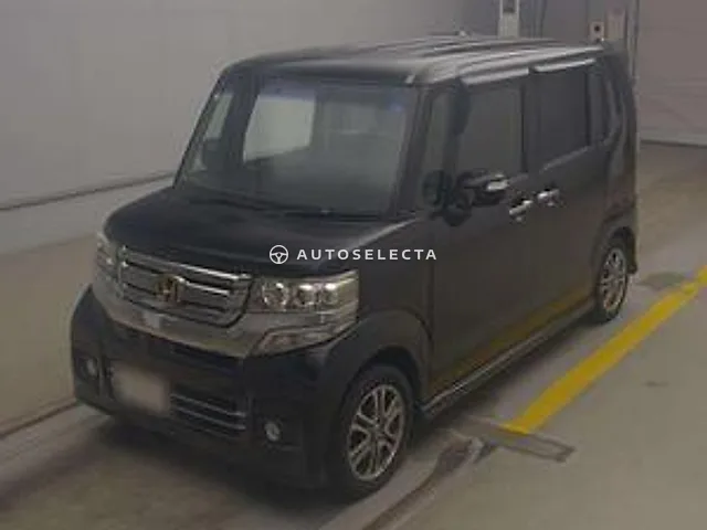 Honda N-BOX Custom 2015, auction grade 3.5