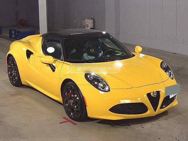 Alfa Romeo 4C 2016, auction grade 4.5
