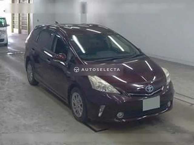 Toyota Prius Alpha 2013, auction grade 3.5