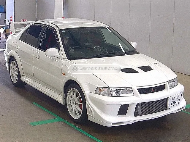 Mitsubishi Lancer 2000, auction grade R