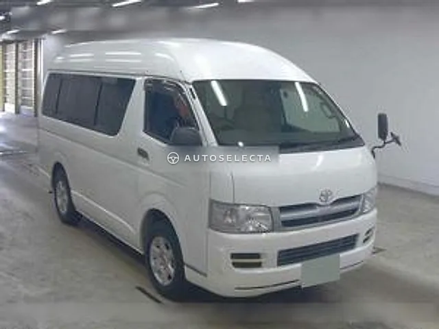 Toyota Hiace Van 2006, auction grade 3.5