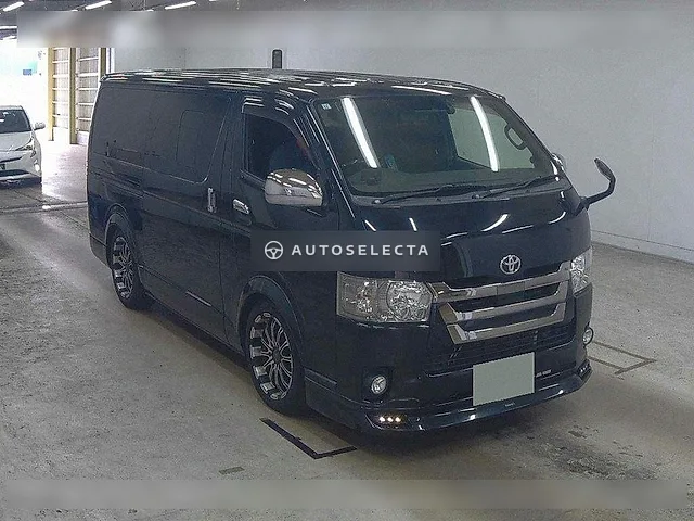 Toyota Hiace Van 2019, auction grade 3.5
