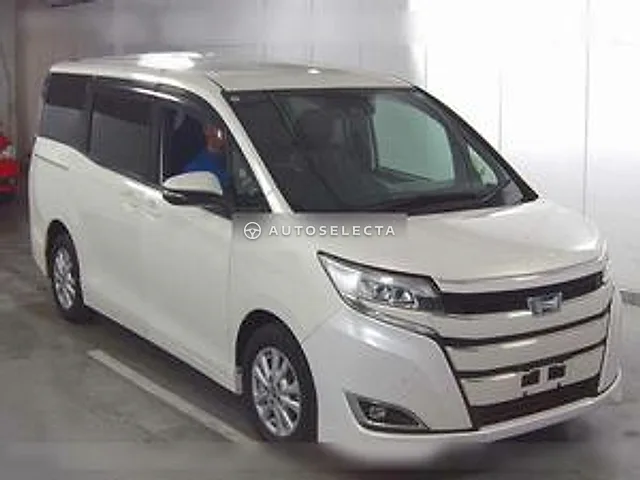 Toyota Noah 2019, auction grade R