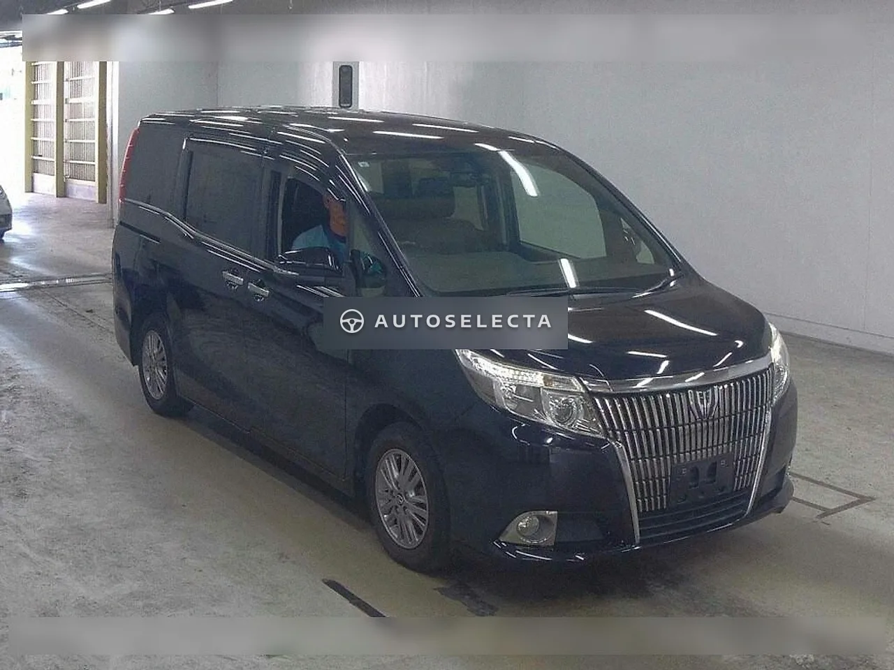 Toyota Esquire 2015, photo 1 of 1