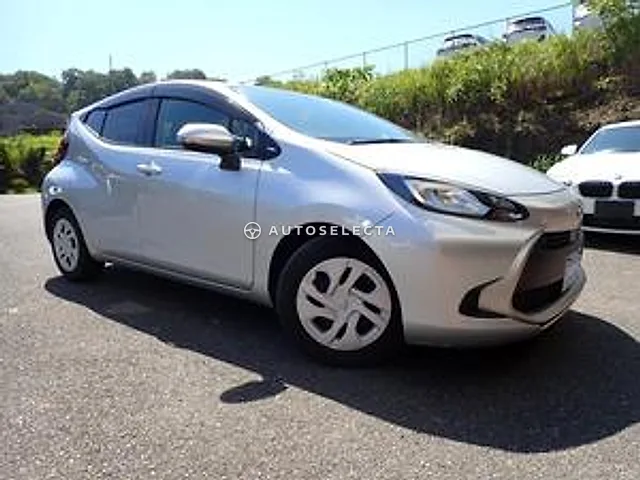 Toyota Aqua 2024, auction grade 4.5