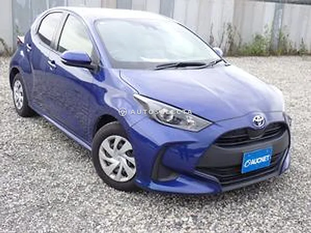 Toyota Yaris 2023, auction grade R
