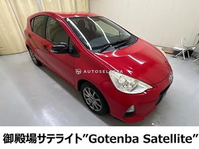 Toyota Aqua 2013, auction grade R