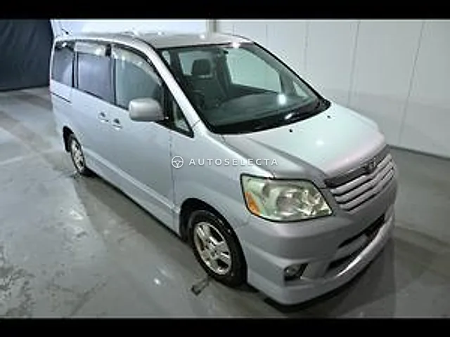 Toyota Noah 2003, auction grade 3