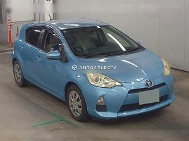 Toyota Aqua 2012, auction grade 3.5