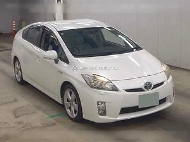 Toyota Prius 2010, auction grade R