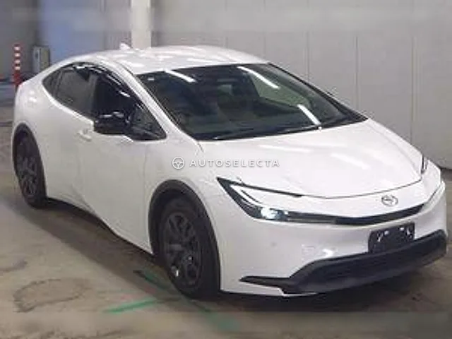 Toyota Prius 2023, auction grade 4.5