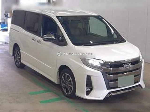 Toyota Noah 2021, auction grade 4.5