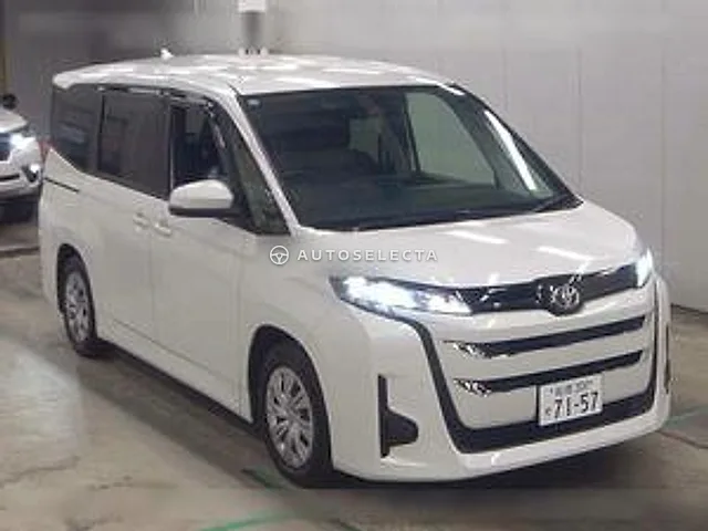 Toyota Noah 2023, auction grade 4.5
