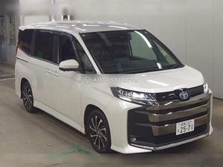 Toyota Noah 2023, photo 1 of 1