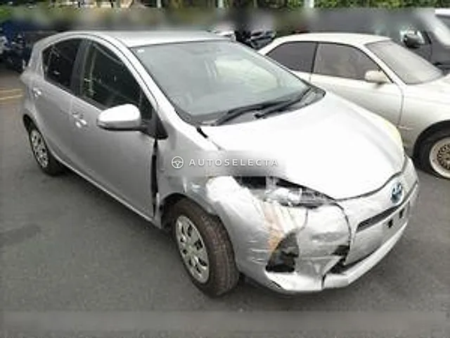 Toyota Aqua 2012