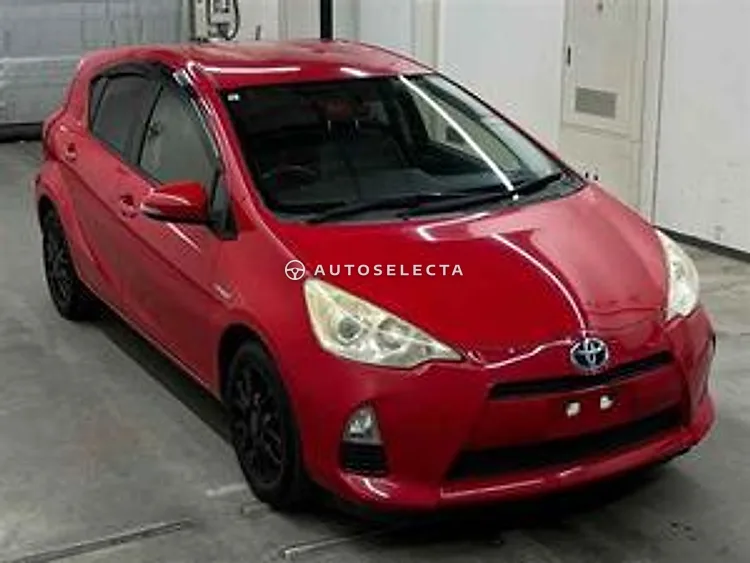 Toyota Aqua 2013, photo 1 of 1