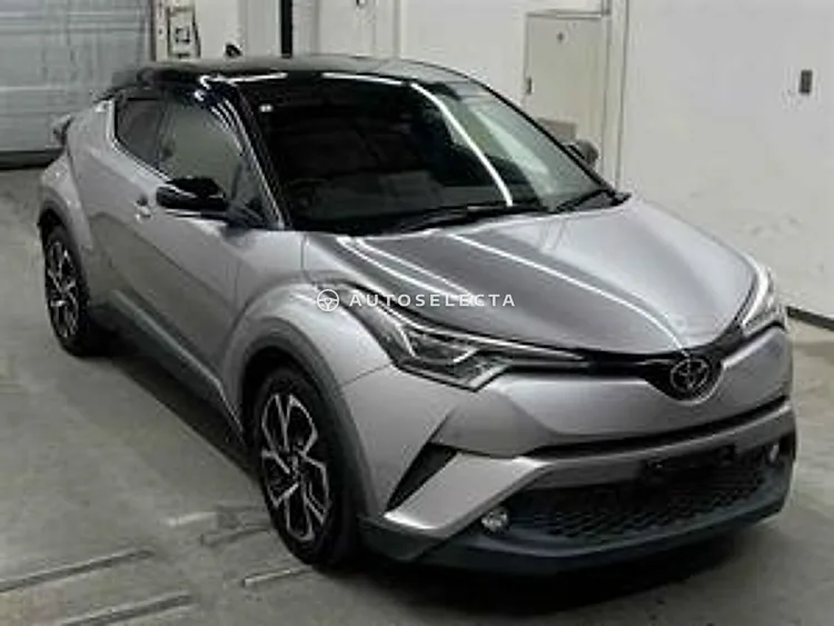 Toyota C-HR 2017, photo 1 of 1