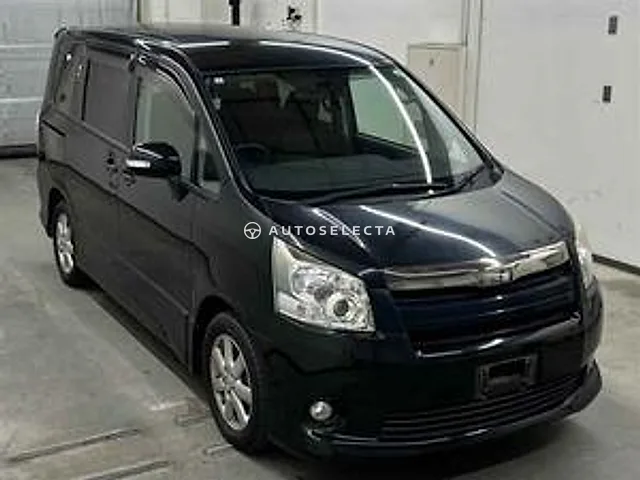 Toyota Noah 2007, auction grade 3.5