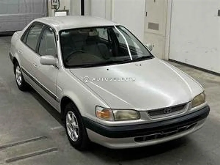 Toyota Corolla 1995, photo 1 of 1