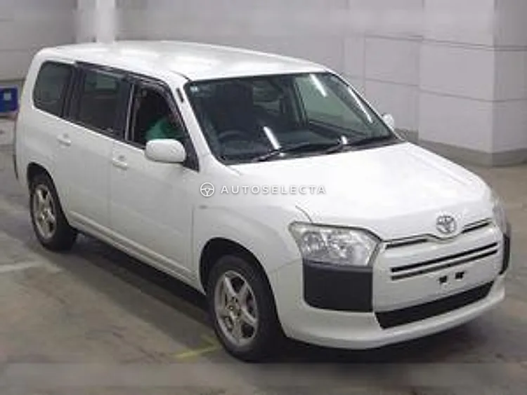 Toyota Succeed 2015, photo 1 of 1