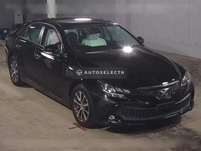 Toyota Mark X 2017, auction grade 3.5