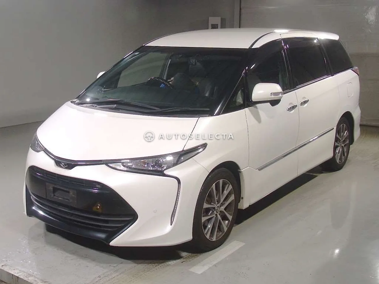 Toyota Estima 2016, photo 1 of 1