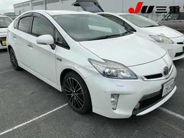 Toyota Prius PHV 2013, photo 1 of 1