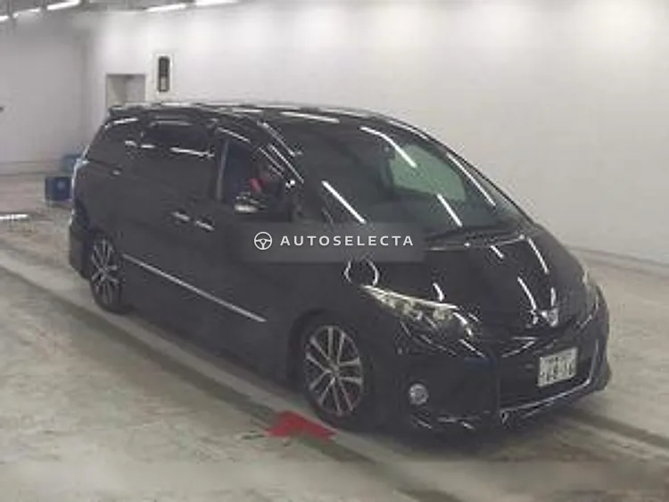 Toyota Estima 2014, photo 1 of 1