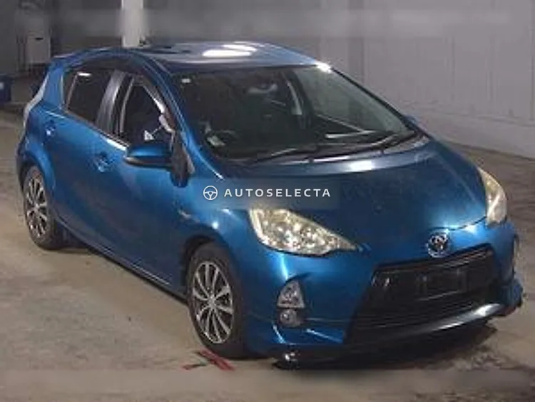 Toyota Aqua 2013, photo 1 of 1