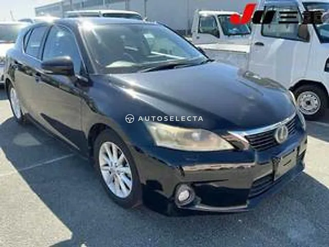Lexus CT 2011, auction grade 3.5