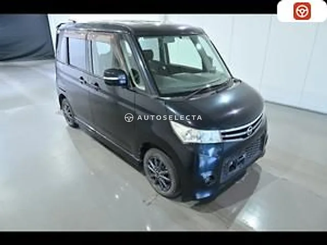 Nissan Roox 2010, auction grade 3.5